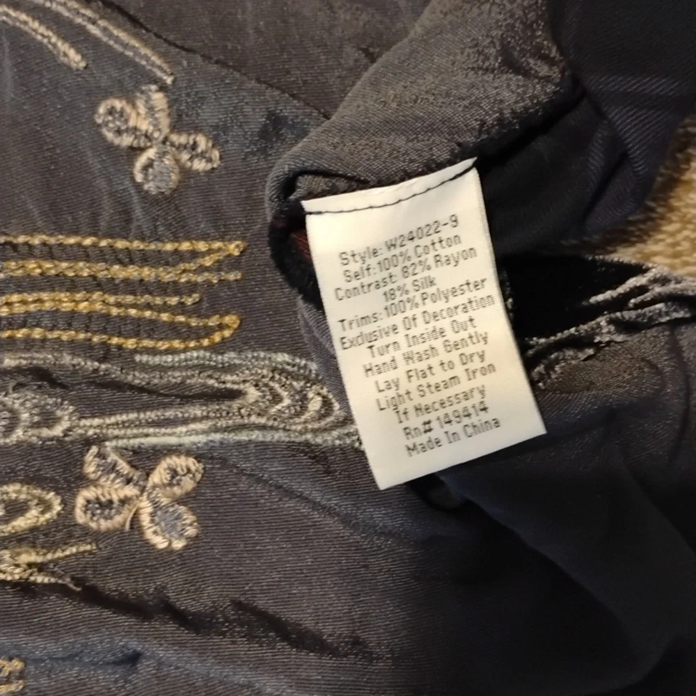 Johnny Was Workshop Emiko Velvet Back Oversized Plaid Shirt - Picture 7 of 8